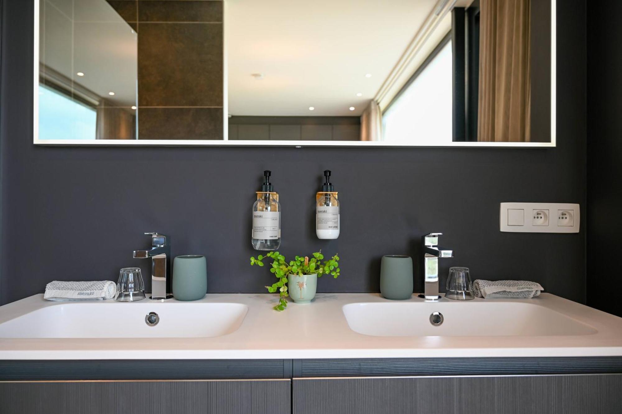 Penthouse La Naturale Zeezicht Bruges Esterno foto