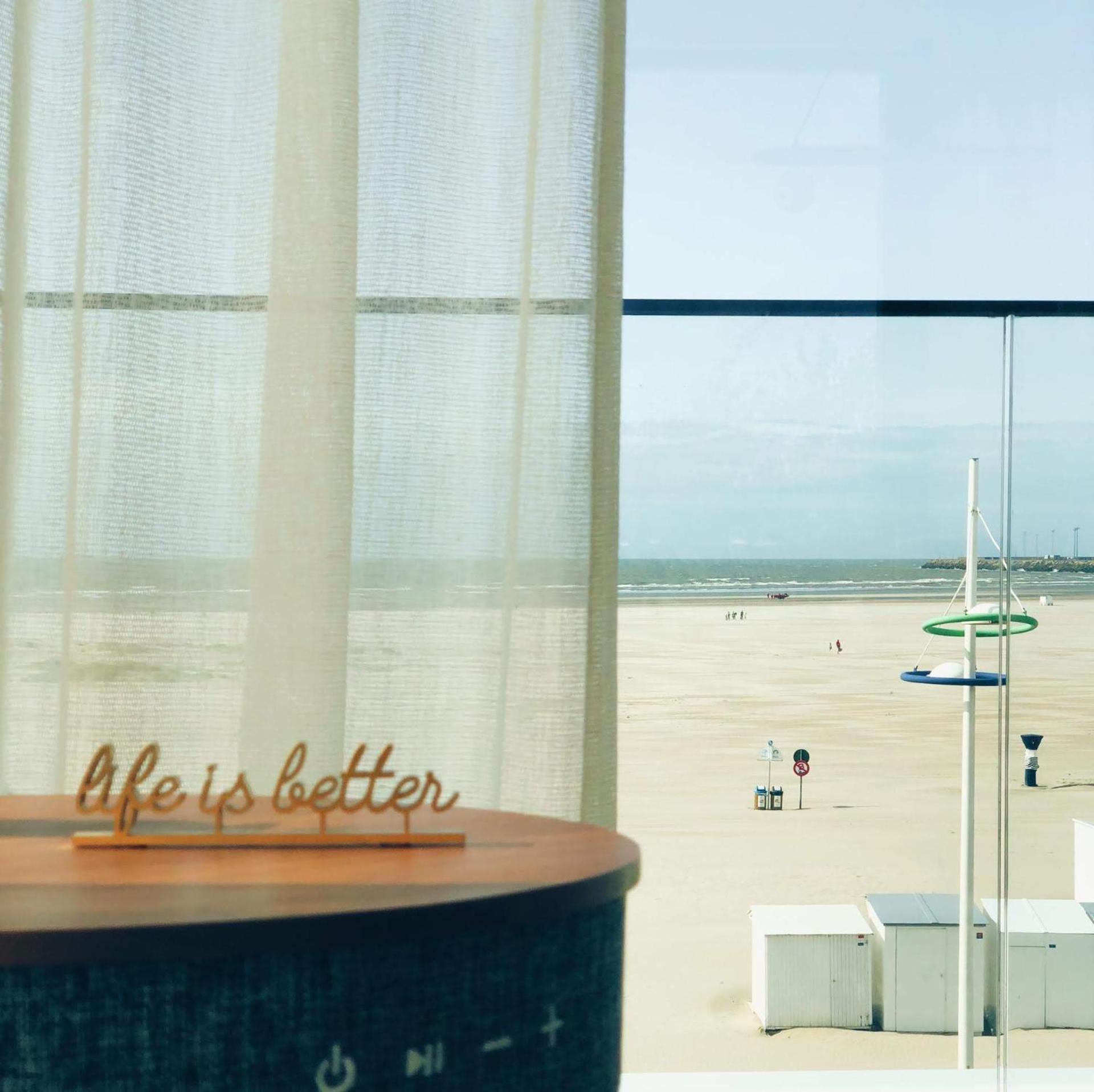 Penthouse La Naturale Zeezicht Bruges Esterno foto